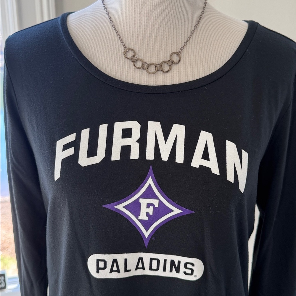Furman Univ Under Armour Heat Gear Semi-fitted  LS Scoopneck Tee, EUC, Large - Picture 2 of 6